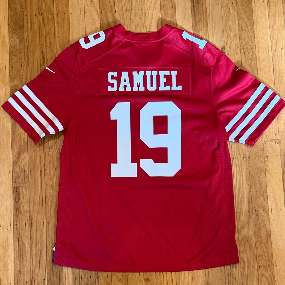Nike DeBo Samuel